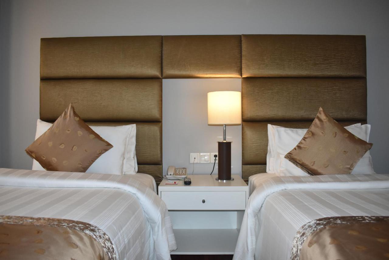 Ramada Plaza By Wyndham Karachi Airport Hotel Ngoại thất bức ảnh Deluxe Room