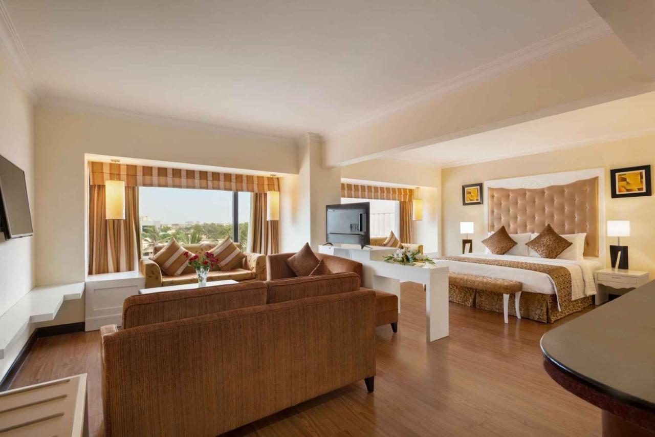 Ramada Plaza By Wyndham Karachi Airport Hotel Ngoại thất bức ảnh
